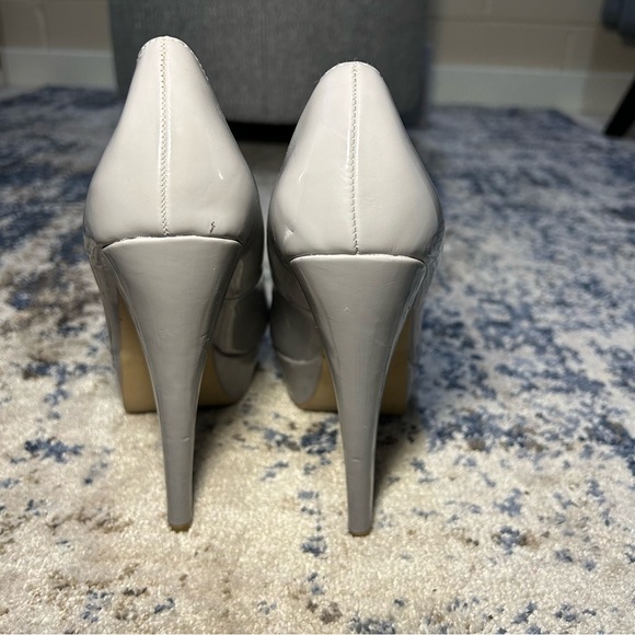 Steve Madden P-Raven Gray Platform Heels Size 7.5 - Picture 12 of 16